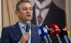 ozgur ozelden erdogana yumusama yaniti sd8g cover.jpg